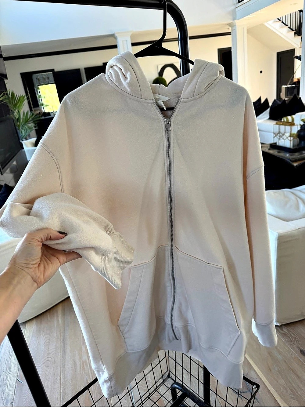 H&Medium Oversized Zip-Through Hoodie White Medium